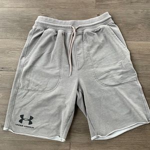 Under Armour gray sweatpant shorts - size medium